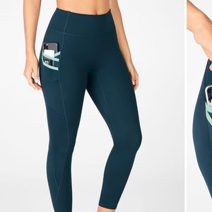 FABLETICS TRINITY HIGH WAISTED POCKET 7/8 LEGGINGS